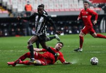 Beşiktaş beats Gaziantep to go top in Turkish Süper Lig | Daily Sabah