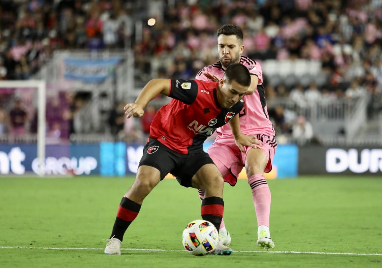 Newell s vs Instituto, 07h15 ngày 14/06