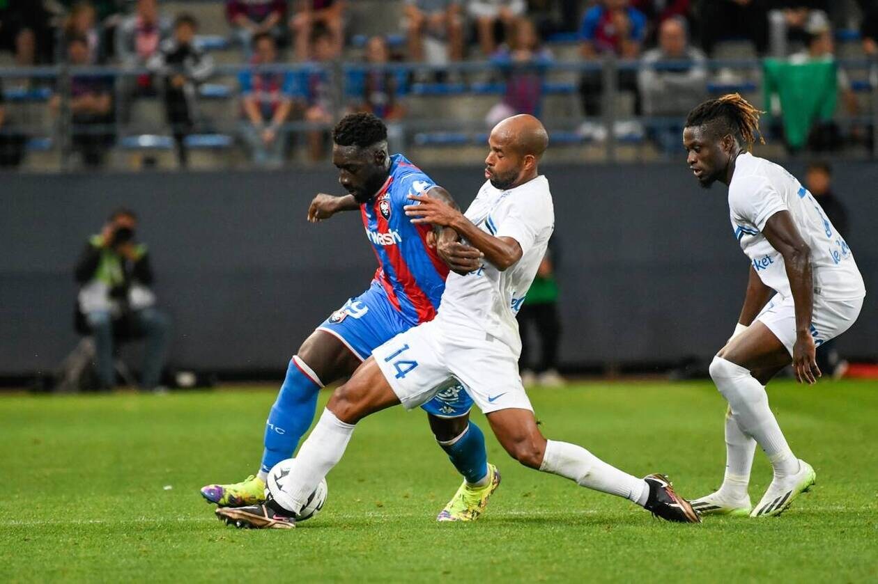 Ligue 2. Ça coince toujours pour le SM Caen, battu par Grenoble