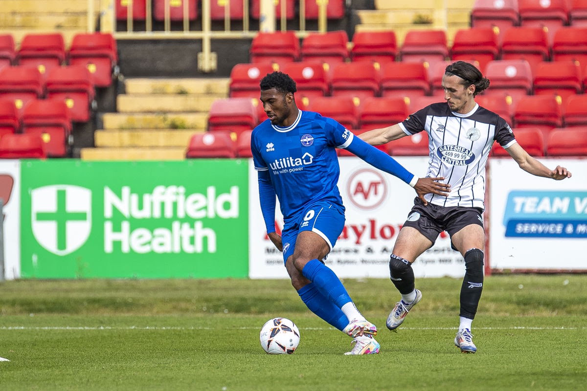 Tamworth vs Gateshead, 01h45 ngày 09/10