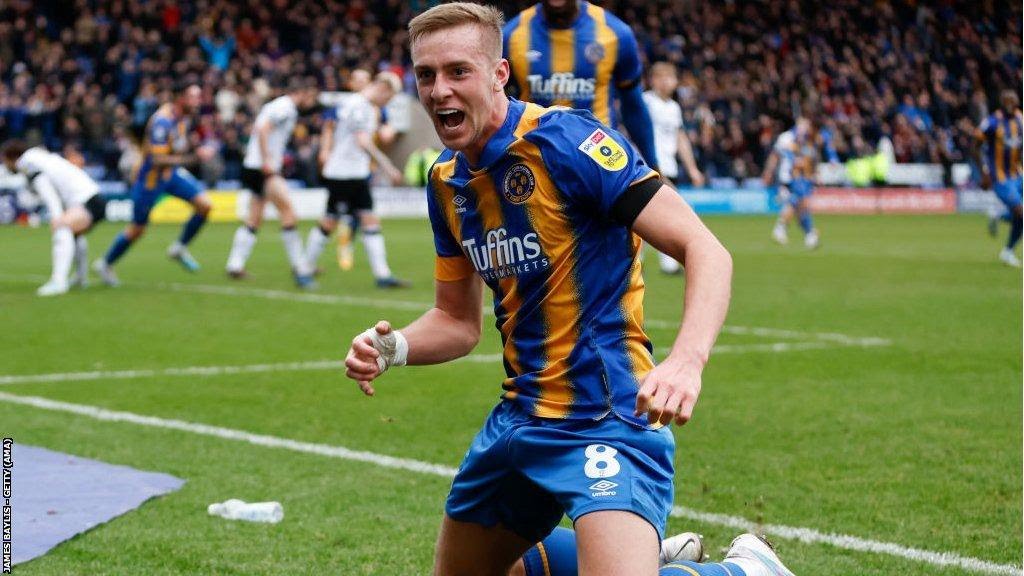 Shrewsbury vs Exeter, 2h ngày 18/10