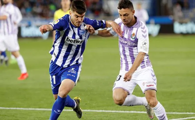 La perseverancia del Valladolid arranca un empate ante el Alavés | El Correo