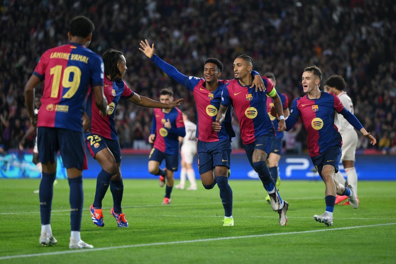 Barcelona 4-1 Bayern Munich Stats: Raphinha Hat-Trick Powers Barca to  Impressive Win | Opta Analyst