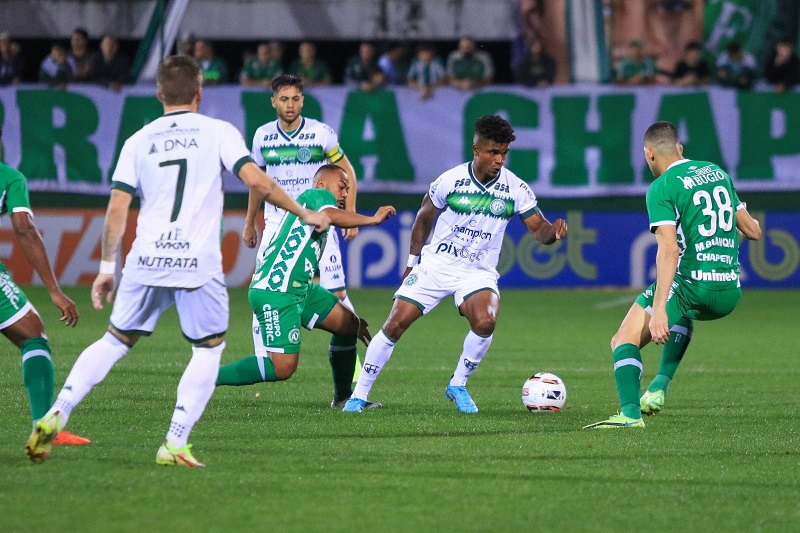 Soi kèo trận đấu Chapecoense vs Guarani lúc 7h30 ngày 6/9/2023