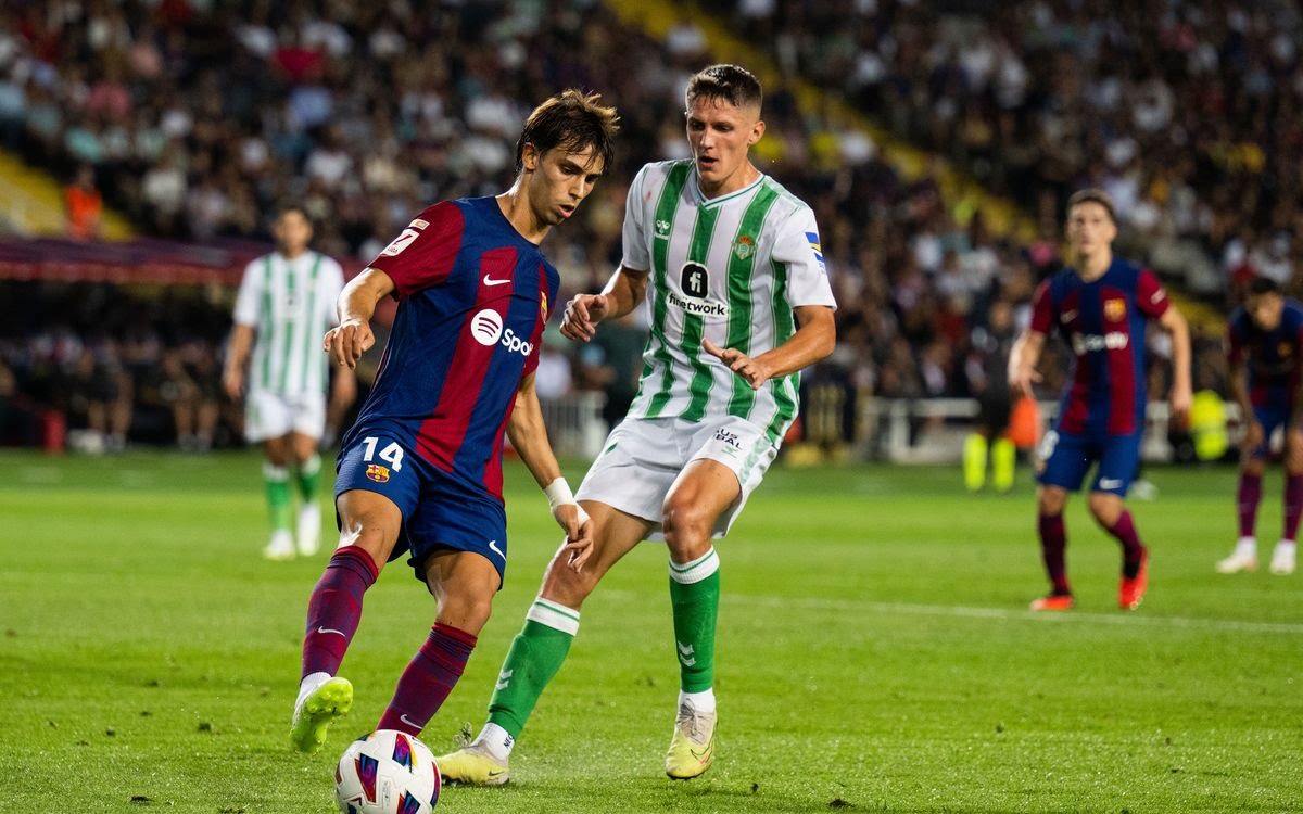 Real Betis vs Barcelona, 22h15 ngày 07/12
