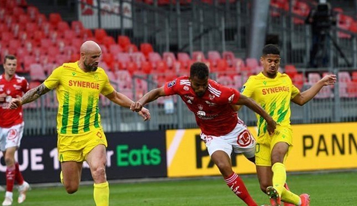 Soi kèo nhà cái Brest vs Nantes. Nhận định, dự đoán bóng đá Ligue 1 (20h00,  10/4)