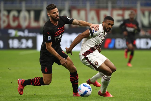 Nhận định, soi tỷ lệ Torino vs AC Milan 00h00 ngày 23/2, vòng 26 Serie A
