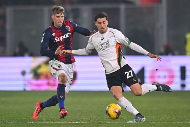 Nhận định, soi tỷ lệ Venezia vs Bologna 21h00 ngày 29/3, vòng 30 Serie A