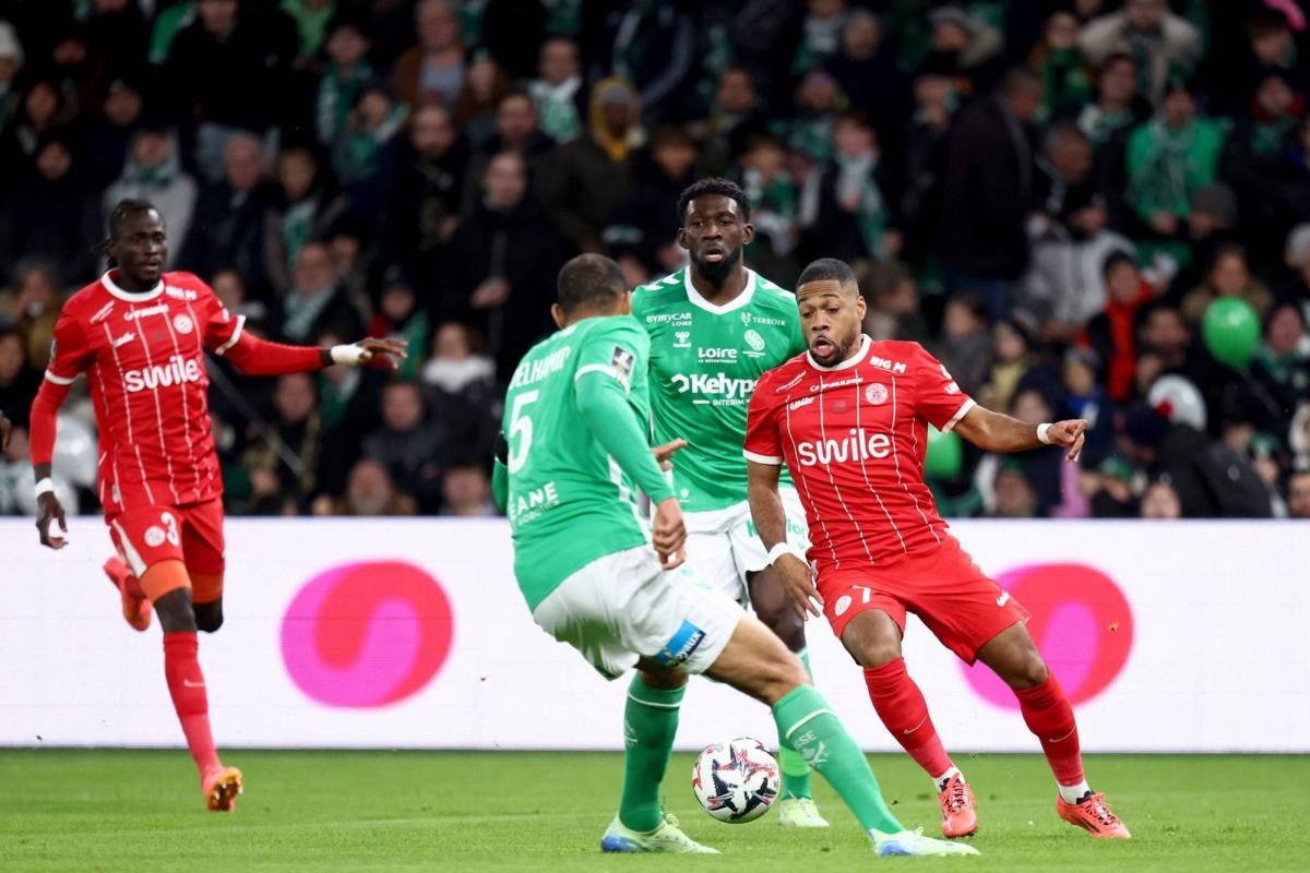 Montpellier vs Saint-Etienne, 23h15 ngày 16/03