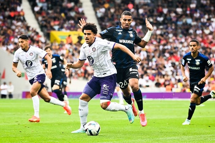 Strasbourg vs Toulouse, 23h15 ngày 16/03