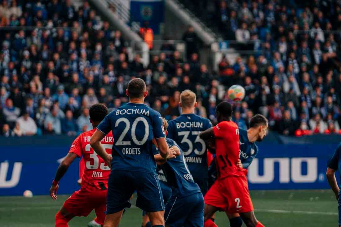 Nhận định, dự đoán Bochum vs Frankfurt: Quyết tâm trụ hạng