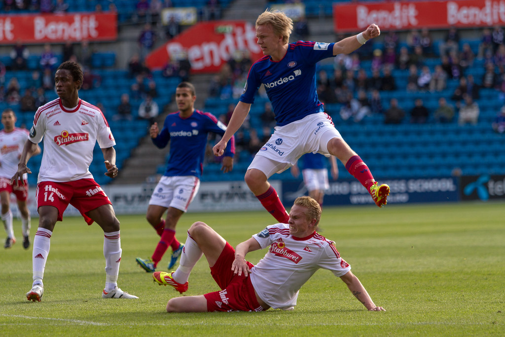 Vålerenga IF - Fredrikstad FK | Vålerenga IF - Fredrikstad F… | Flickr