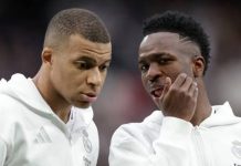 Xabi Alonso sẽ phải giải bài toán hóc búa Mbappe và Vinicius của Real Madrid Mbappe và Vinicius mang đến vấn đề cho Real Madrid.