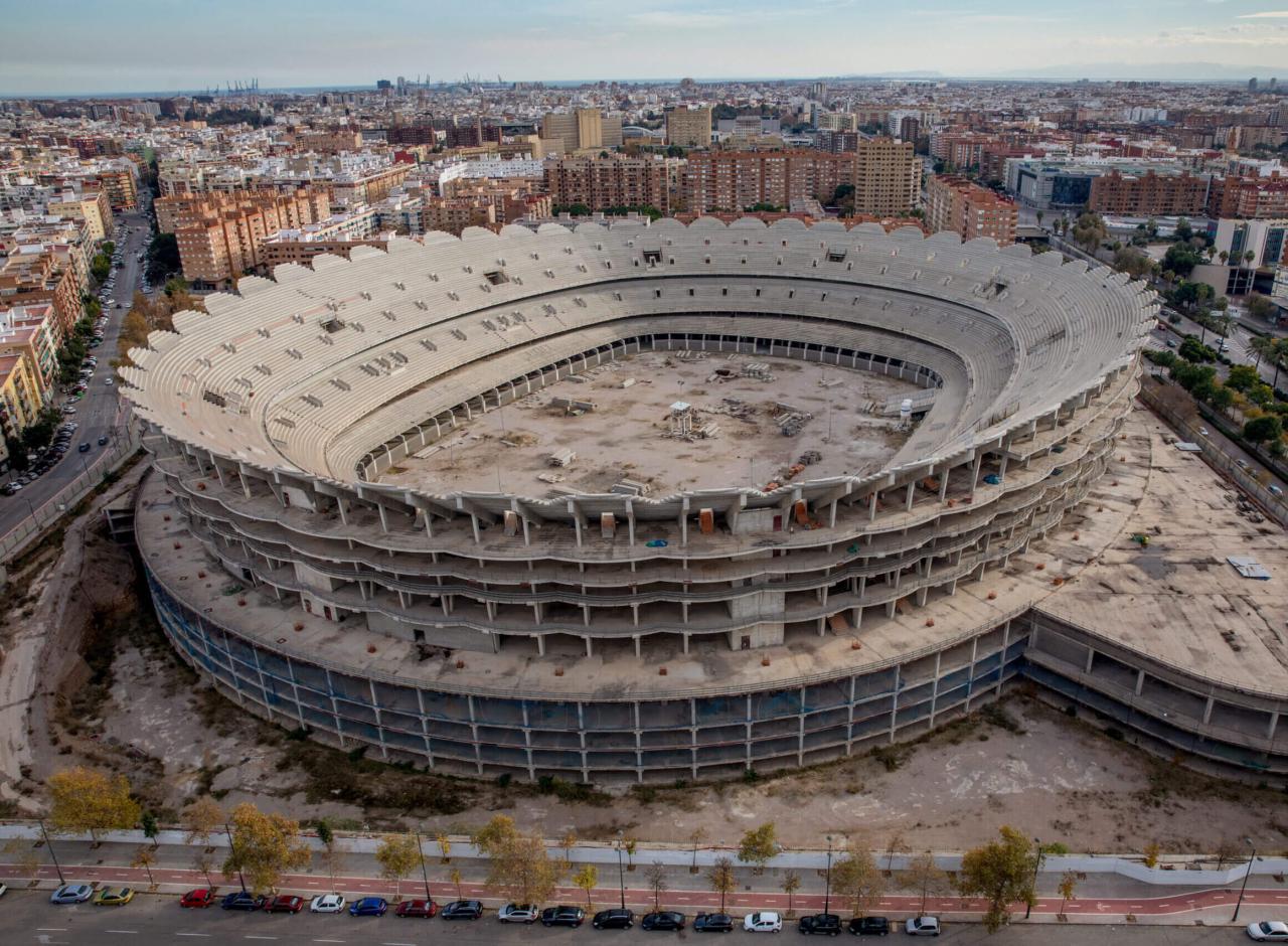 Valencia secure €322m funding to finally complete Nou Mestalla stadium -  The Athletic
