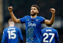 MU dẫn đầu cuộc đua giành chữ ký của Dominic Calvert