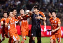 Còn ai nói Bùi Tiến Dũng hết thời Bùi Tiến Dũng giúp Đà Nẵng trụ hạng V-League