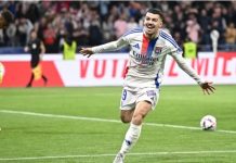 Mikautadze là mục tiêu hàng đầu của Roma Mikautadze là mục tiêu hàng đầu của Roma.