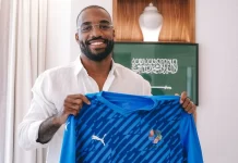 Lacazette sang Saudi Arabia chơi bóng