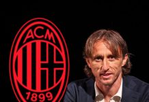 Luka Modric ra mắt AC Milan Modric ký hợp đồng 1 năm có điều khoản gia hạn thêm 1 năm với Milan