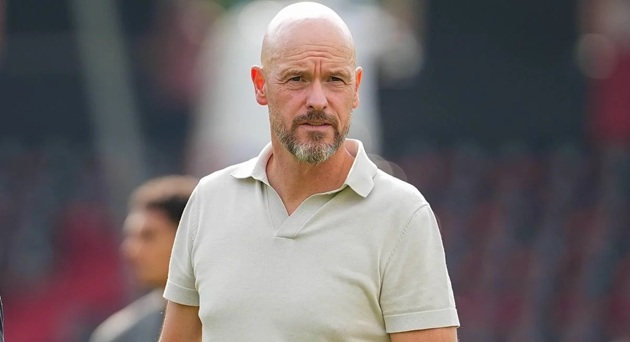 Erik ten Hag đã trắng tay trên sân nhà ở trận ra quân Bundesliga.