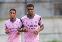 Alan Grafite tỏa sáng rực rỡ trong trận đấu của CAHN với Hà Nội.