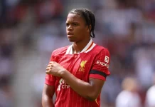 Rio Ngumoha khiến khán đài Anfield dậy sóng với màn trình diễn chói sáng