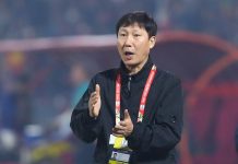 HLV Kim Sang-sik muốn kế thừa, phát triển di sản của HLV Park Hang-seo Huấn luyện viên Kim Sang-sik đối mặt thử thách 2 trong 1