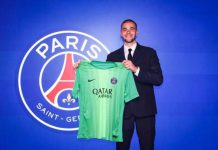 Lucas Chevalier ra mắt PSG Lucas Chevalier ra mắt PSG