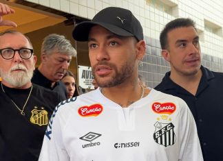 Neymar lại tạo nên sóng gió