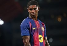 Ban lãnh đạo Barca bỏ tiền túi để đăng ký Rashford Barca đang cố gắng đăng ký Rashford