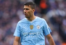 Rodri lại gặp chấn thương Rodri lại gặp chấn thương