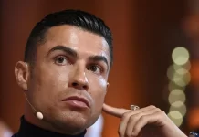 Cầu thủ giàu nhất thế giới không phải Ronaldo