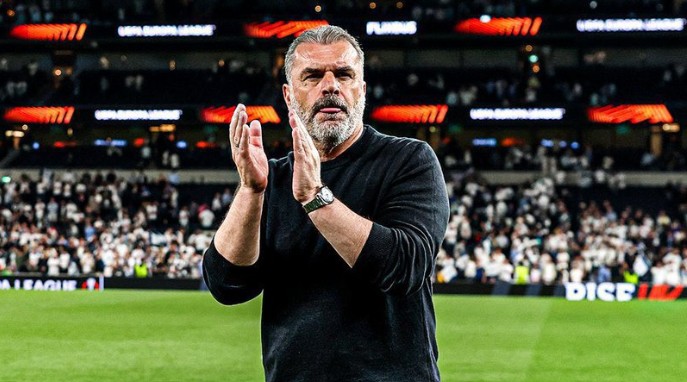 HLV Postecoglou từ chối Fenerbahce.