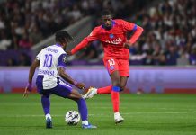 Dembele đang thổi bùng tranh cãi tại Pháp