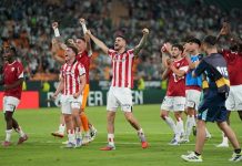 Bilbao sánh ngang Real Madrid hiện tại Các cầu thủ Bilbao ăn mừng sau trận thắng Betis tại vòng 3 La Liga 2025/26