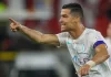 Ronaldo khắc tên mình vào ngôi đền huyền thoại