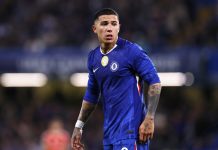 CĐV Benfica nổi giận với Fernandez