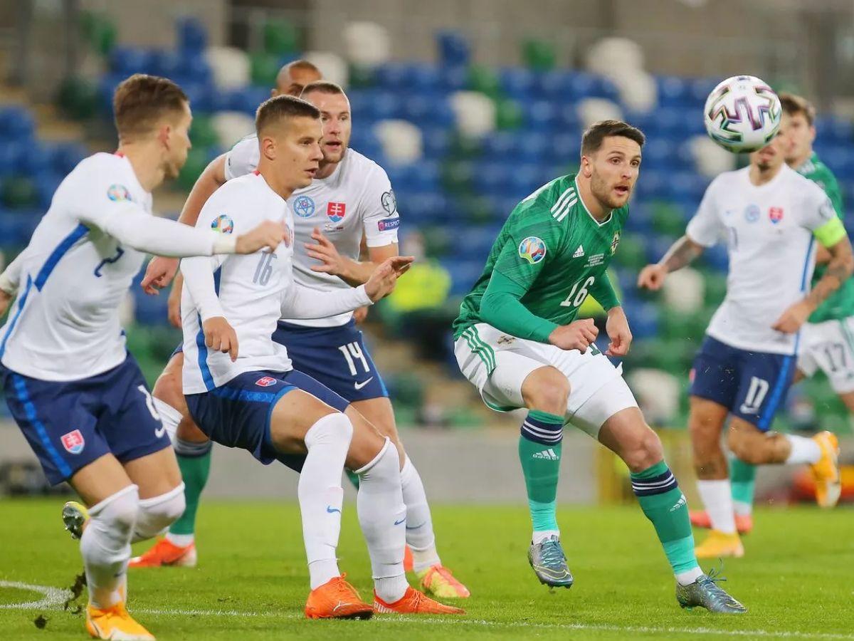 Nhận định Bắc Ireland vs Slovakia: Tiếp đà thăng hoa
