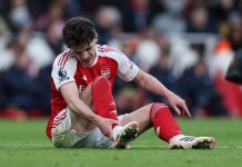 Cú sốc với Arsenal