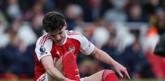 Cú sốc với Arsenal