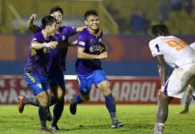 HLV Kewell có chiến thắng đầu tiên