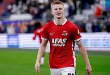 Kees Smith nằm trong tầm ngắm của Real Madrid và Chelsea