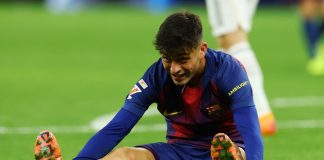 Pedri dính chấn thương nặng