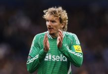 Woltemade tỏa sáng tại Newcastle