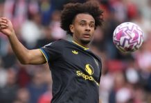 Zirkzee được nhiều CLB để mắt