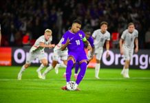 Kylian Mbappe có bí kíp gì khi sút 11m Kylian Mbappe có bí kíp gì khi sút 11m?