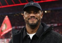 Kompany lý giải về việc thay đổi đội hình Kompany lý giải về việc thay đổi đội hình