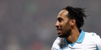 Aubameyang toả sáng ở tuổi 36