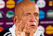 Ông Pierluigi Collina ủng hộ việc đổi cách đá phạt đền