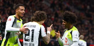 Dortmund chấm dứt đà thăng hoa